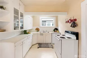 2414 Elm St, Bellingham, WA 98225 - Photo 14