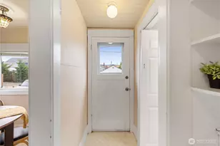 2414 Elm St, Bellingham, WA 98225 - Photo 26