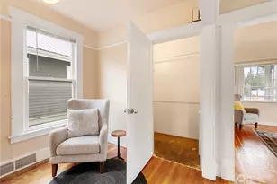 2414 Elm St, Bellingham, WA 98225 - Photo 12