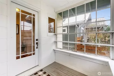 2414 Elm Street, Bellingham, WA 98225 - Photo 4