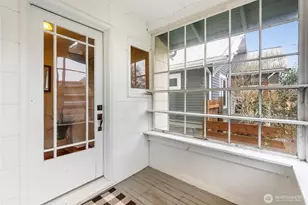 2414 Elm St, Bellingham, WA 98225 - Photo 4