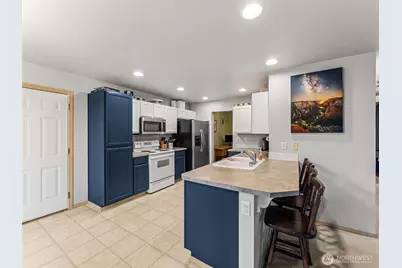 8418 203rd Street Ct E, Spanaway, WA 98387 - Photo 4