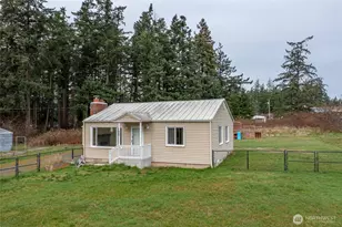 544 NE Easy St, Oak Harbor, WA 98277 - Photo 4