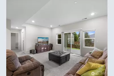 8214 NE 163rd Place, Kenmore, WA 98028 - Photo 30