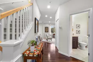 8214 NE 163rd Pl, Kenmore, WA 98028 - Photo 4