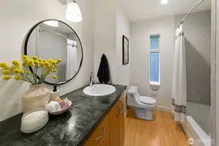 2411 4th Ave W, Seattle, WA 98119 - Photo 16