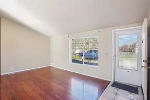 308 295th St S, Roy, WA 98580 - Photo 6