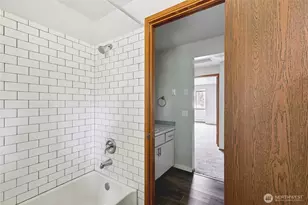 9819 148th St Ct E, Puyallup, WA 98375 - Photo 16