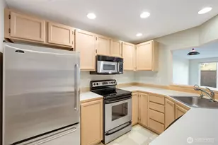 1051 Madison Ave N, Bainbridge Island, WA 98110 - Photo 28