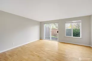 1051 Madison Ave N, Bainbridge Island, WA 98110 - Photo 22