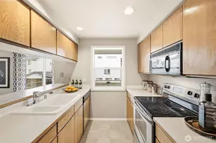 3022 63rd Ave SW, Seattle, WA 98116 - Photo 10