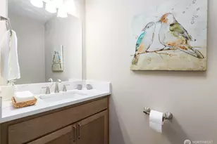 8127 Coyote Spgs Ln, Sedro Woolley, WA 98284 - Photo 32