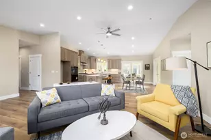 8127 Coyote Spgs Ln, Sedro Woolley, WA 98284 - Photo 10