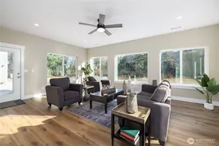 8127 Coyote Spgs Ln, Sedro Woolley, WA 98284 - Photo 20