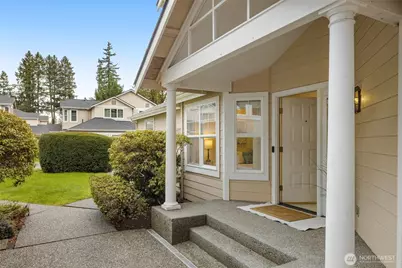 18391 NE 97th Court, Redmond, WA 98052 - Photo 4