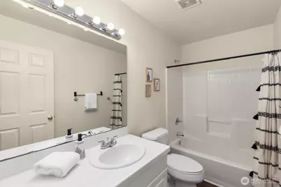 18391 NE 97th Court, Redmond, WA 98052 - Photo 26