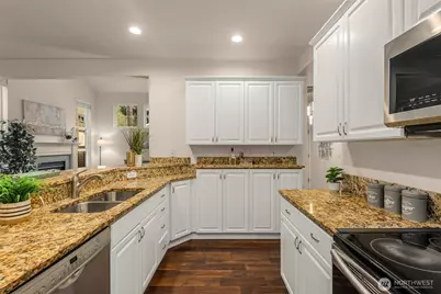 18391 NE 97th Court, Redmond, WA 98052 - Photo 18