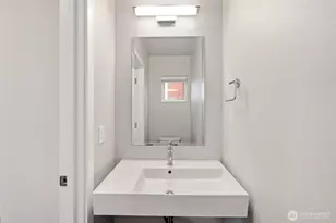 12522 15th Ave NE, Seattle, WA 98125 - Photo 14