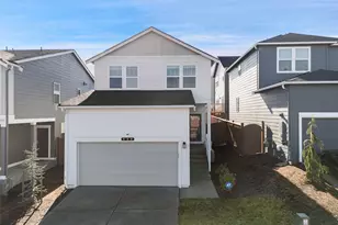 949 Tetherow St, Bremerton, WA 98310 - Photo 1