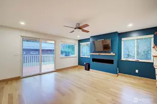 617 NE 10th St, North Bend, WA 98045 - Photo 10