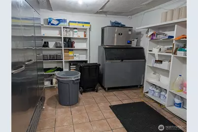 13428 Highway 99, Everett, WA 98204 - Photo 22