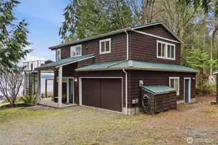 610 Tala Shore Dr, Port Ludlow, WA 98365 - Photo 2