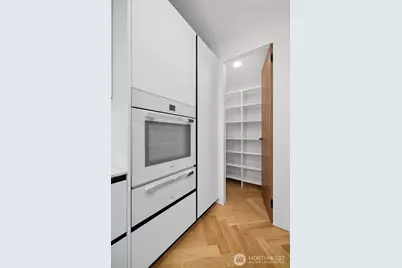 10733 17th Avenue NE, Seattle, WA 98125 - Photo 14