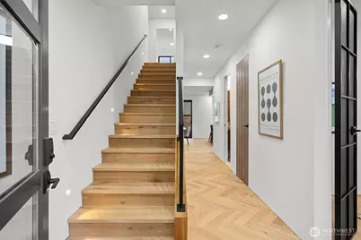 10733 17th Avenue NE, Seattle, WA 98125 - Photo 24