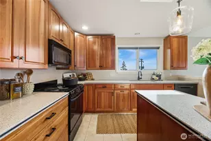 5064 Beach Dr SW, Seattle, WA 98136 - Photo 12