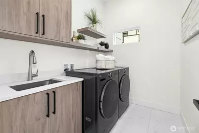 24257 SE 26th Place, Sammamish, WA 98075 - Photo 24