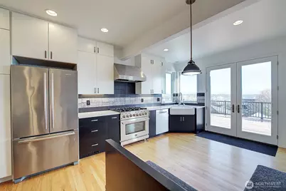 3234 Belvidere Avenue SW, Seattle, WA 98126 - Photo 14