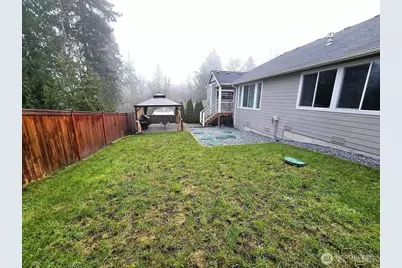 8831 27th St E, Edgewood, WA 98371 - Photo 26