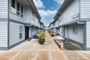 10001 NE 12th St, Bellevue, WA 98004 - Photo 26