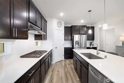 13317 Pines Lane E, Puyallup, WA 98374 - Photo 10