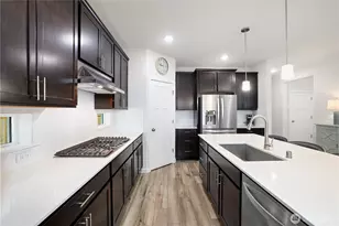 13317 Pnes Ln E, Puyallup, WA 98374 - Photo 10