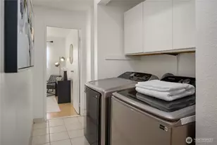 12517 NE 23rd Pl, Bellevue, WA 98005 - Photo 18