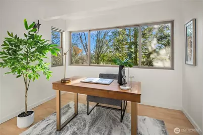 12517 NE 23rd Place #B4, Bellevue, WA 98005 - Photo 8