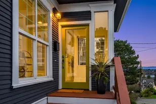 336 N 70th St, Seattle, WA 98103 - Photo 4