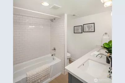 336 N 70th Street, Seattle, WA 98103 - Photo 22