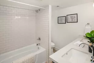 336 N 70th St, Seattle, WA 98103 - Photo 22