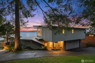 2557 Perkins Ln W, Seattle, WA 98199 - Photo 2