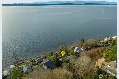 2557 Perkins Lane W, Seattle, WA 98199 - Photo 38