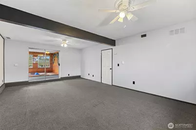 953 NW Illahee Drive, Oak Harbor, WA 98277 - Photo 26