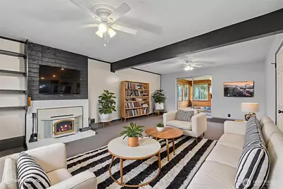 953 NW Illahee Drive, Oak Harbor, WA 98277 - Photo 24