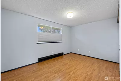 953 NW Illahee Drive, Oak Harbor, WA 98277 - Photo 18