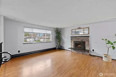 953 NW Illahee Drive, Oak Harbor, WA 98277 - Photo 6