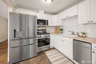 6741 34th Ave SW, Seattle, WA 98126 - Photo 4