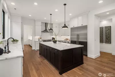 13988 SE 5th Street, Bellevue, WA 98005 - Photo 16