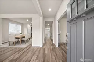 32709 Ash Ave SE, Black Diamond, WA 98010 - Photo 4