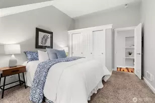 8803 NE Koura Rd, Bainbridge Island, WA 98110 - Photo 30